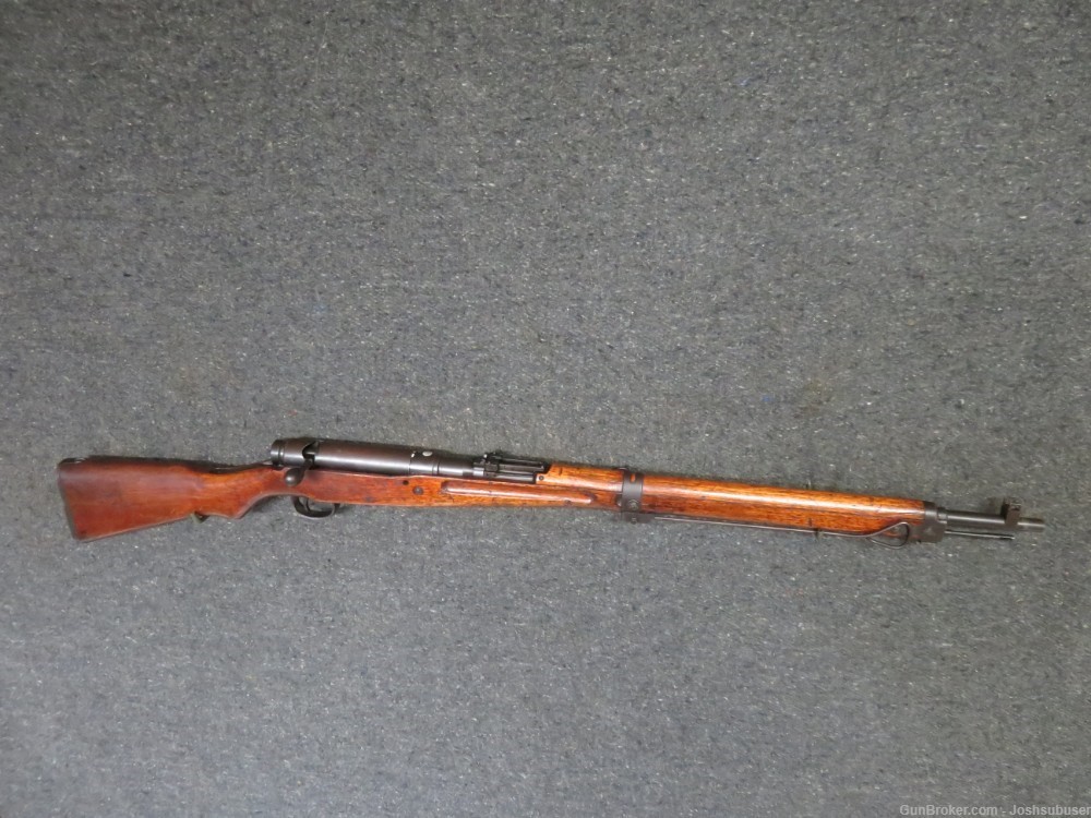 WWII JAPANESE TYPE 99 ARISAKA RIFLE W/ MUM