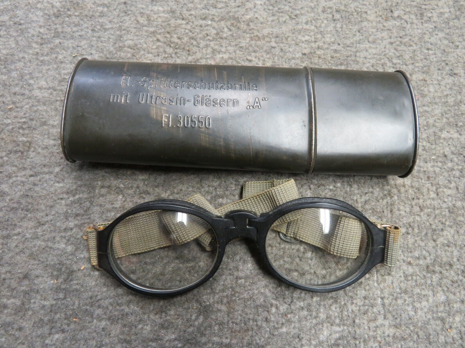 WWII GERMAN LUFTWAFFE Fl. 30550 SPLINTER PROTECTION GOGGLES W/ CASE-VERY RARE