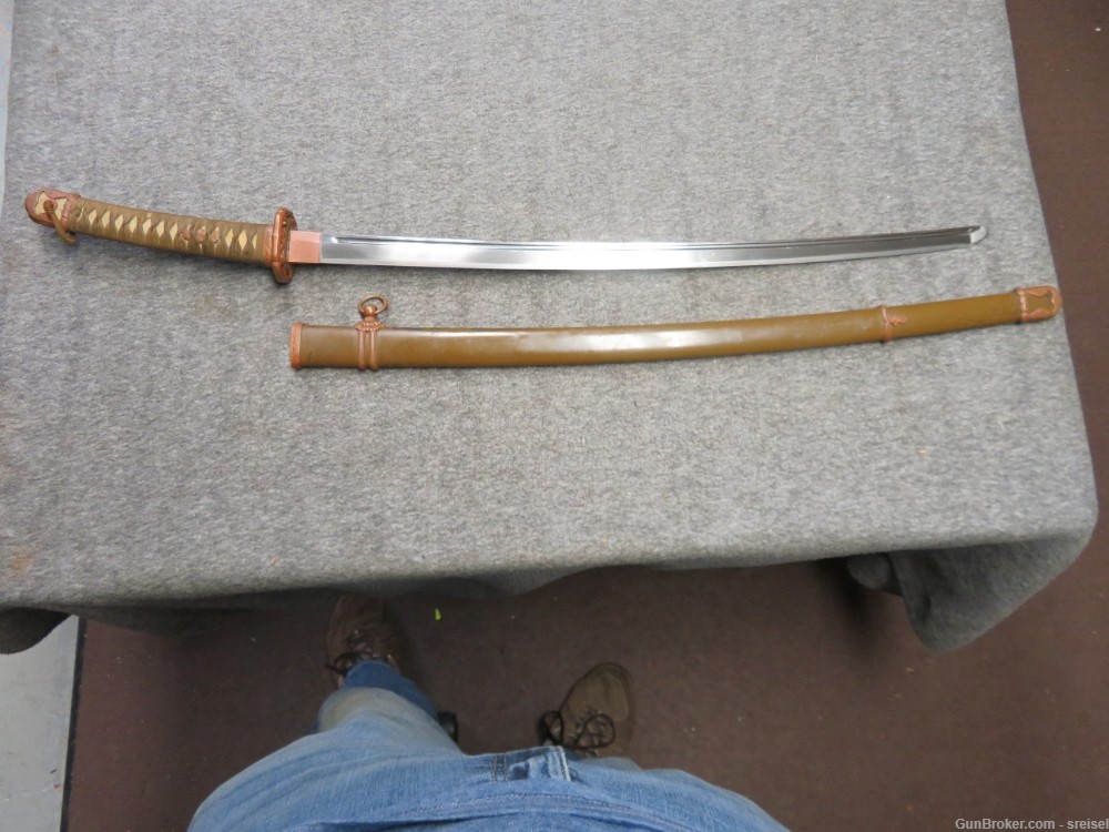 WWII JAPANESE ARMY OFFICER SHIN GUNTO SWORD