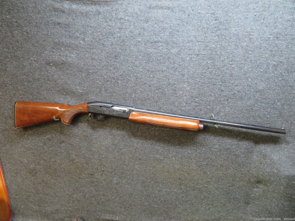 REMINGTON MODEL 1100 LW SKEET SEMI AUTO 28 GAUGE SHOTGUN