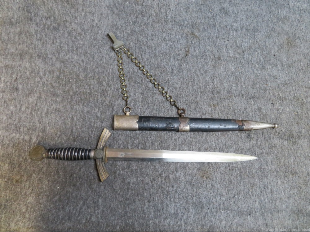 WWII GERMAN LUFTWAFFE FIRST MODEL OFFICER DAGGER