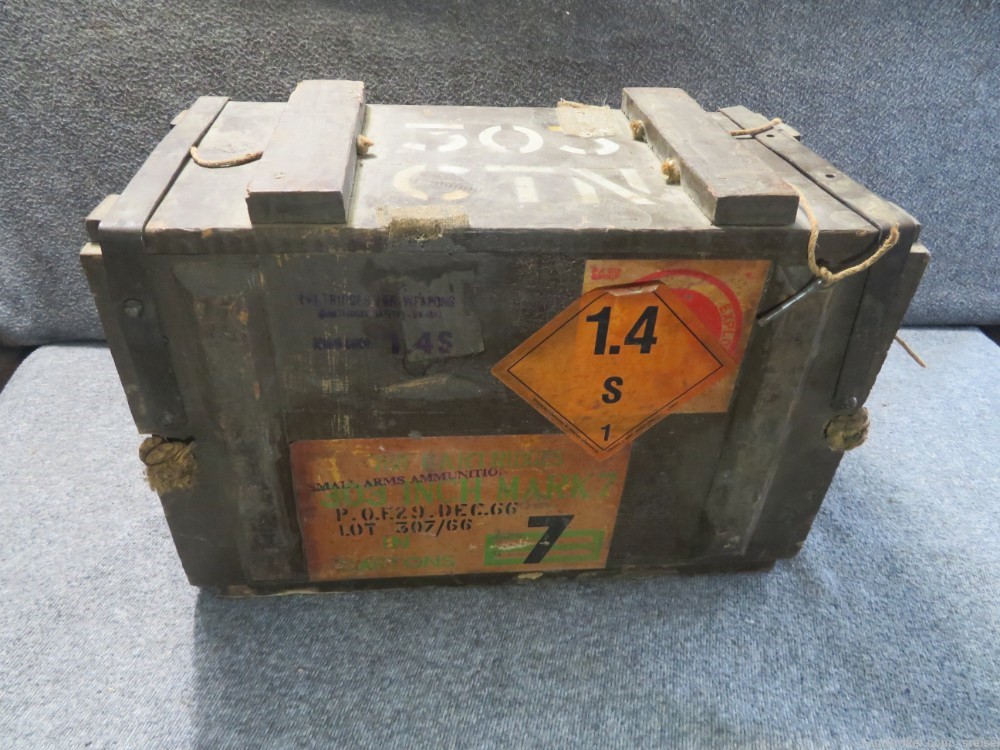 SEALED CAN OF 768 ROUNDS OF .303 BRITISH CALIBER AMMO IN WOODEN CRATE