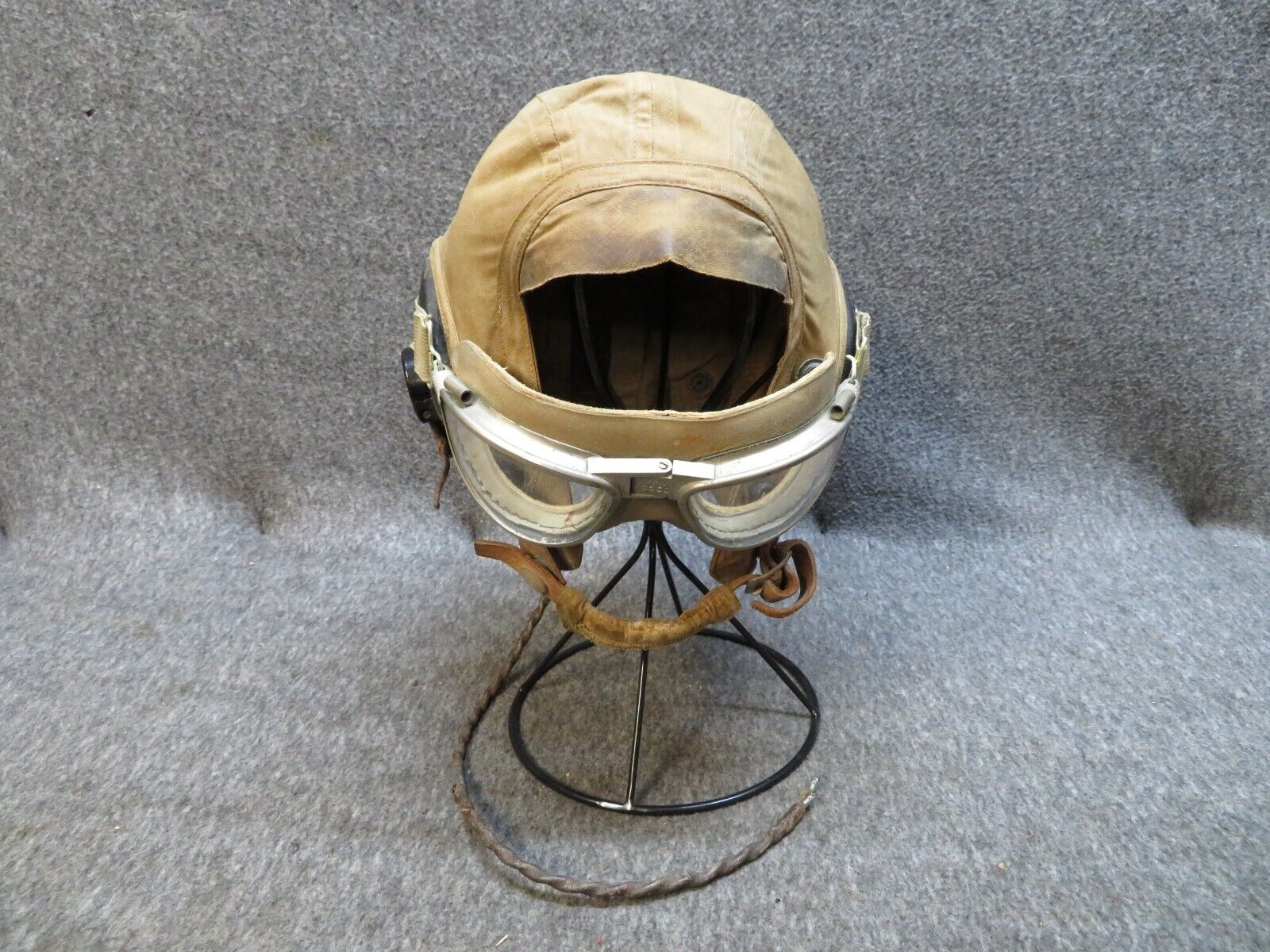 NEW LISTINGWWII US AN-H-15 FLIGHT HELMET