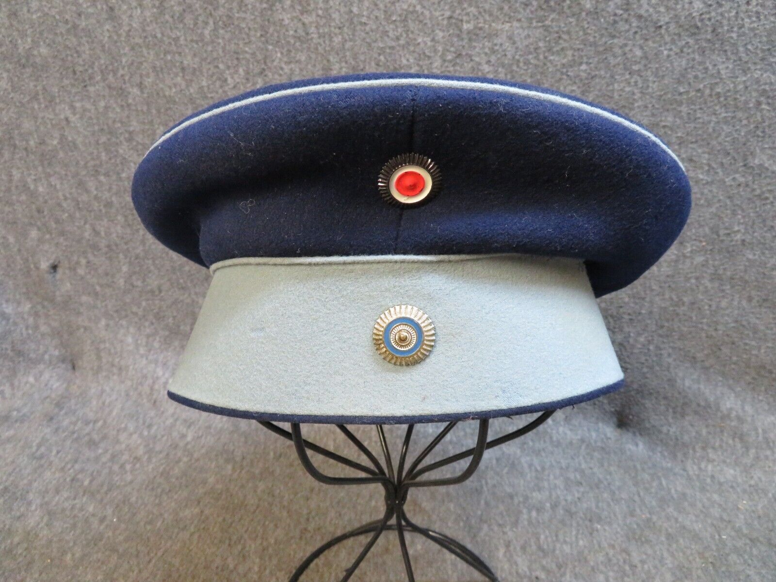 WWI Imperial German army Feldmutze hat. Early, pre-war Dunkelblau type with colors for Train (Supply) Battalion.