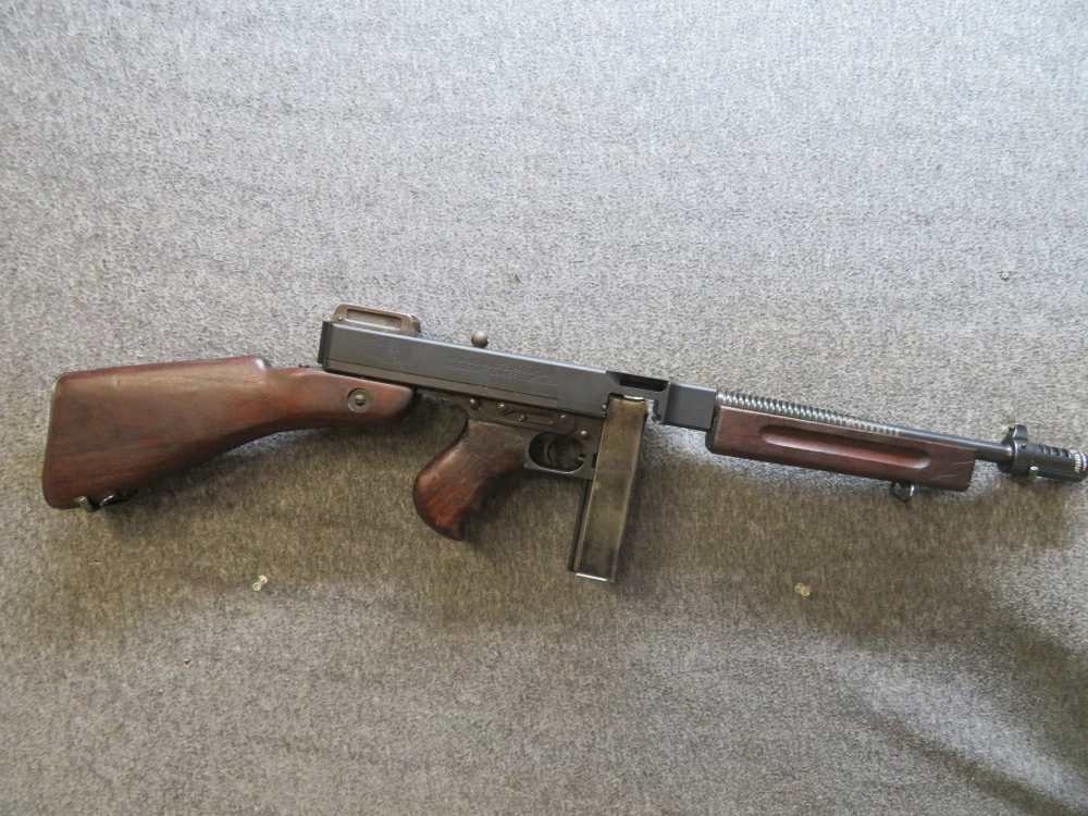 WWII U.S. M1928A1 Thompson Submachine Gun – Dummy Display Model