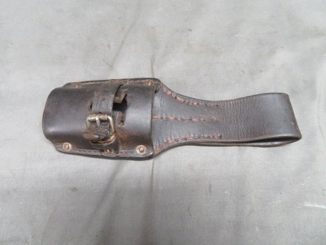 WWII Polish General Purpose Bayonet Frog – Original – Fits Lebel & Mauser Rifles