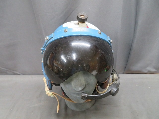 KOREAN WAR US AIR FORCE P-3 FLYING HELMET – PAINTED MEDIC INSIGNIA