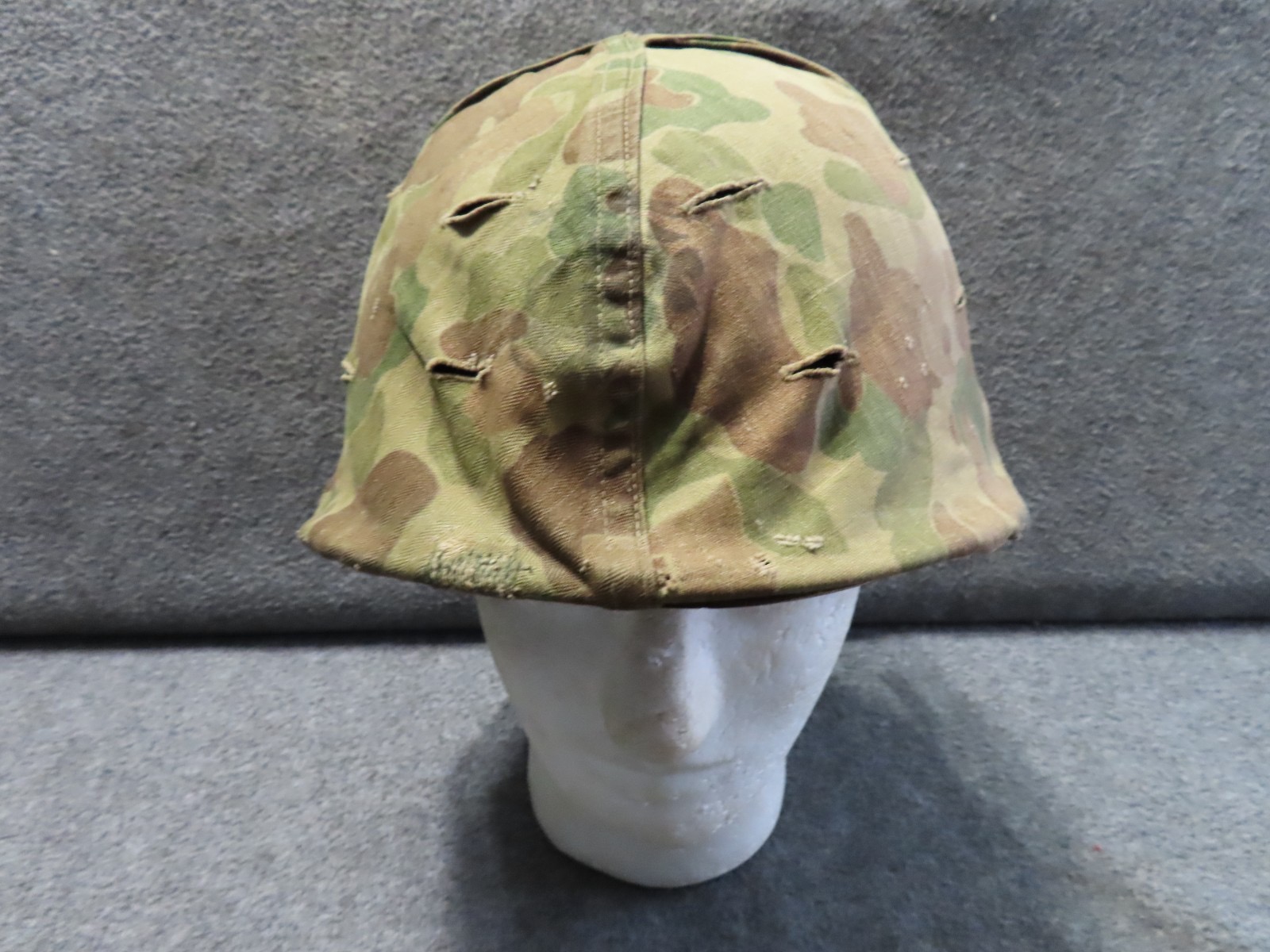 Korean War U.S. Marine Corps M1 Helmet | 2nd Pattern Camouflage