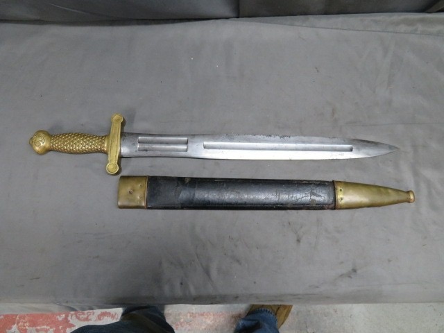 Civil War U.S. Model 1832 Artillery Short Sword w/ Scabbard – Original – Scarce