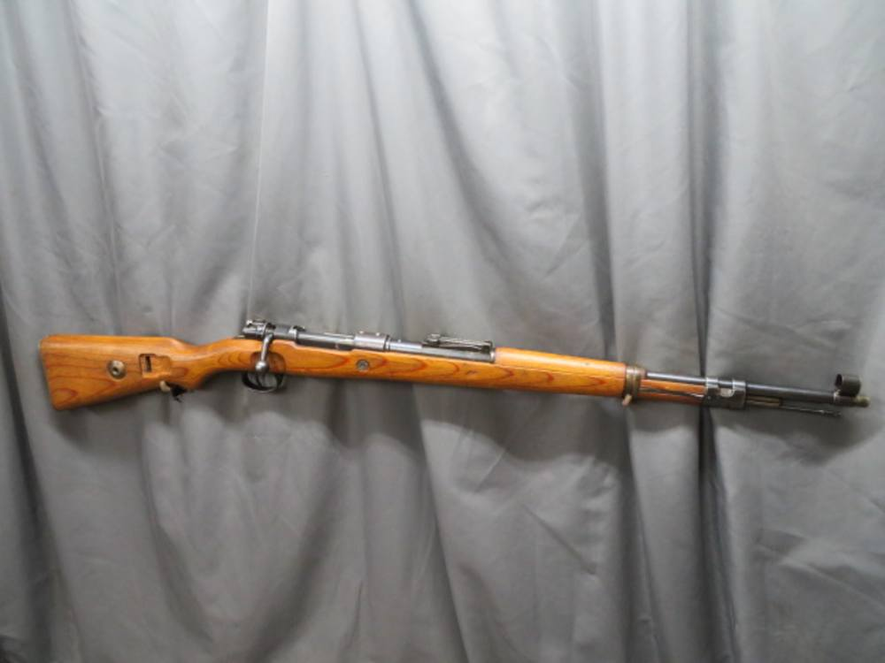 Karabiner 98k rifle, right-side profile
