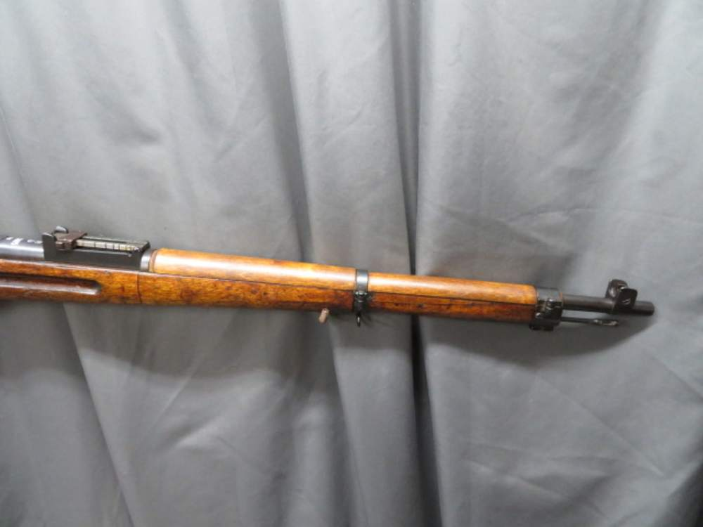 Rear sight ladder and muzzle with front sight of a Finnish SAKO M/28-30 Mosin-Nagant rifle