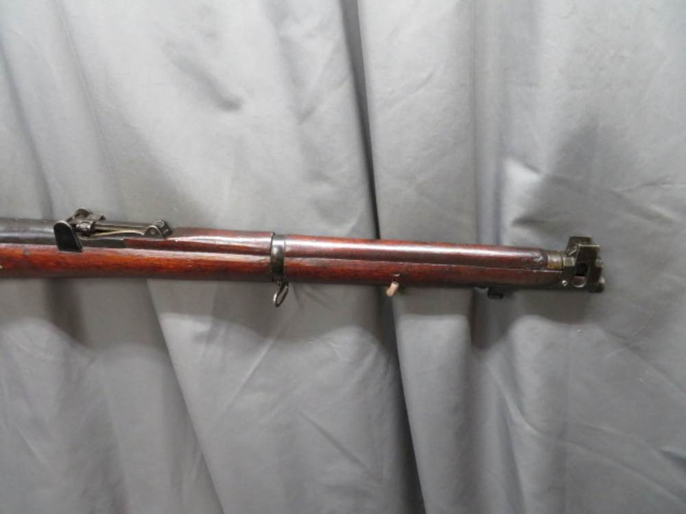 Close-up of the Lee-Enfield muzzle and nose cap