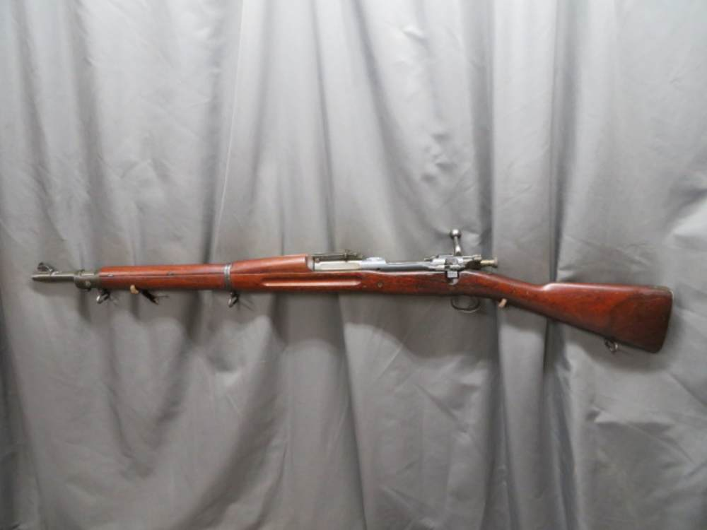US Model 1903 Springfield rifle, right side full view