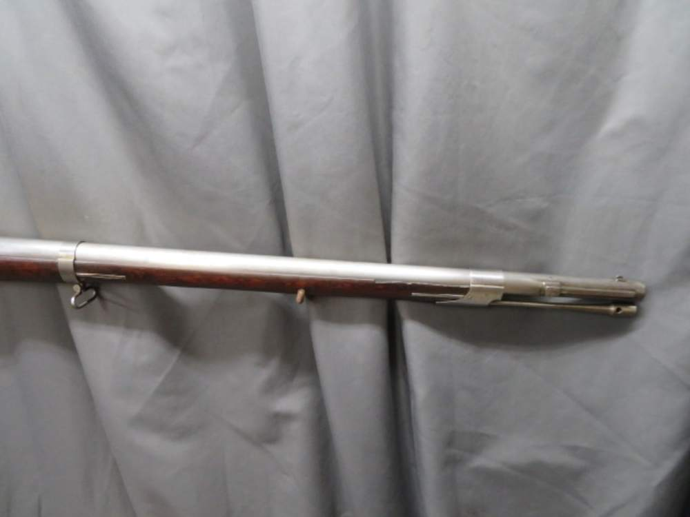 Close-up of the Whitney Plymouth rifle's muzzle end and barrel bands