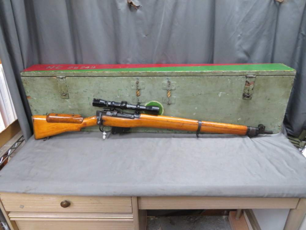 British No. 4 Mk I (T) Lee-Enfield Sniper Rifle, photograph 1