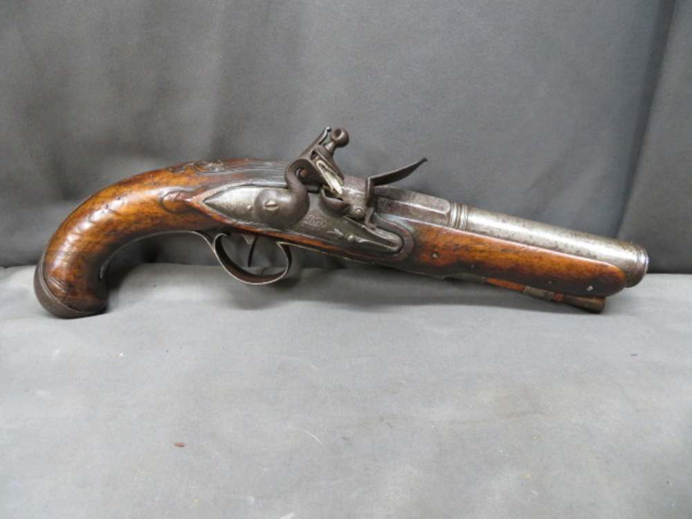 European Flintlock Duckbill Pistol, photograph 1