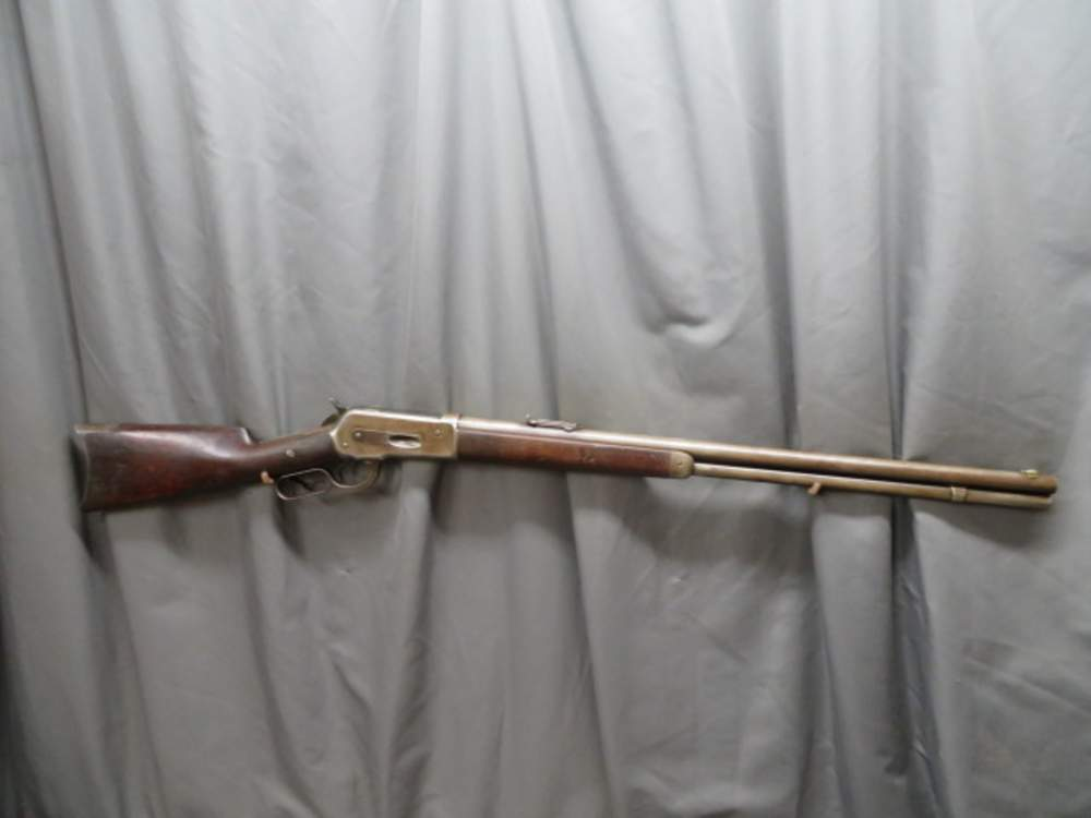 Winchester Model 1886 Lever Action Rifle, photograph 1